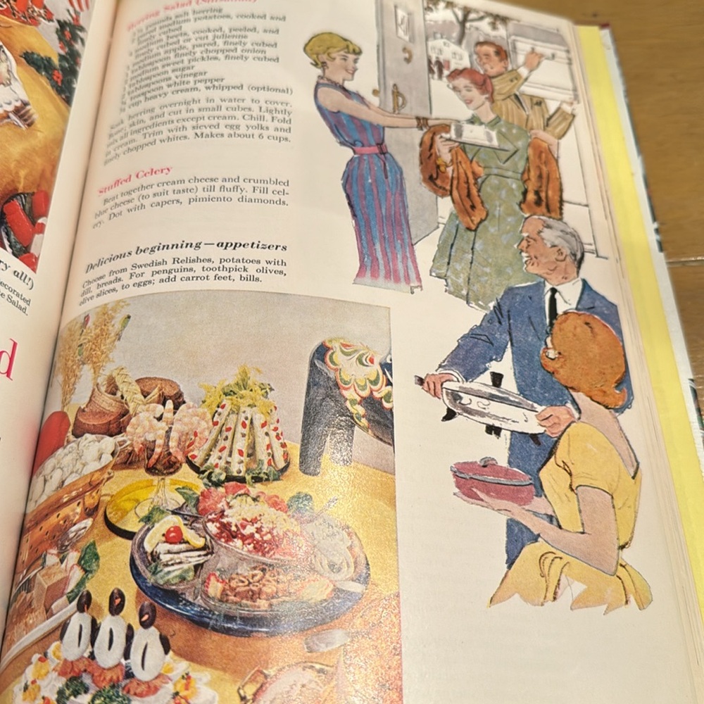 1967 Better Homes and Gardens Cookbooks Dessert & Holiday set - Picture 5 of 6